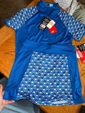 PGA Tour Women's Blue Geometric Polo and Skort Set